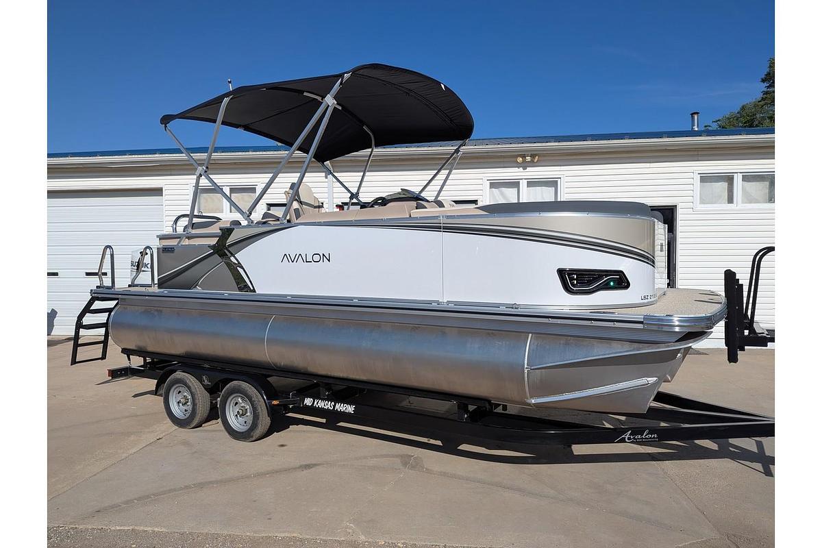 2026 Avalon 2185 LSZ Quad Lounger Tritoon