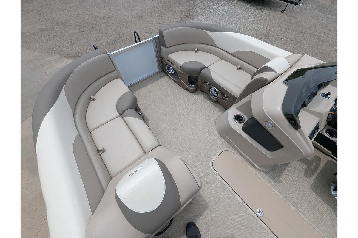 Used 2022 Avalon 2285 LSZ Cruise Rear Bench