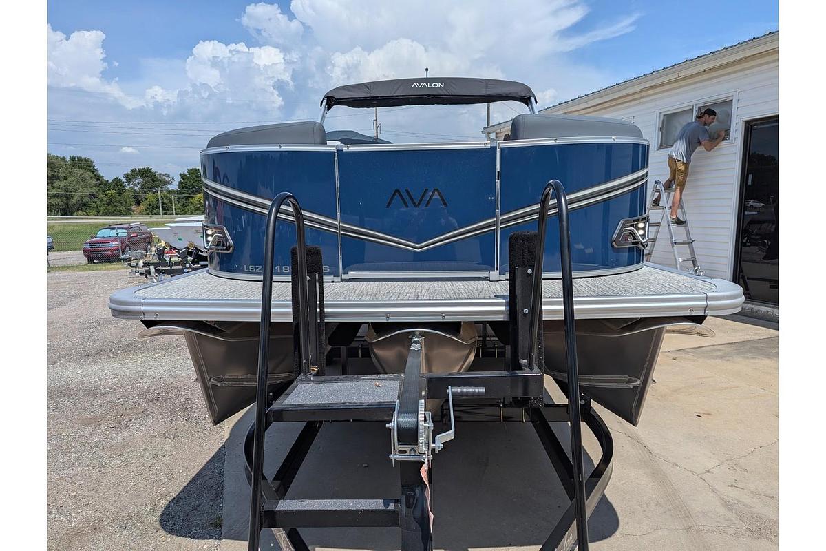 2026 Avalon 2185 LSZ Quad Lounger Shift