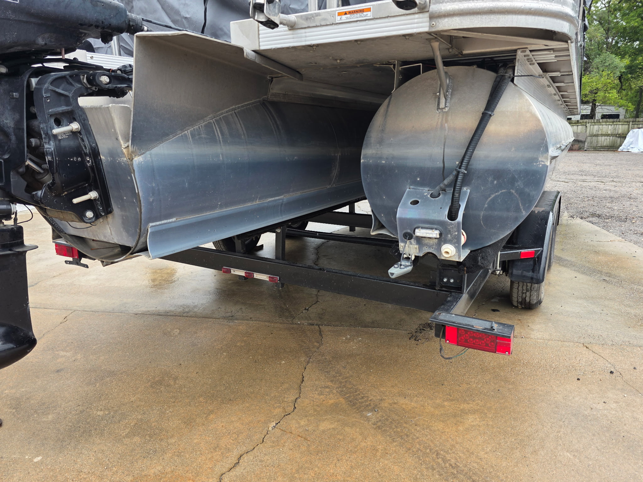 Used 2019 Avalon 2385 Catalina Rear Fish
