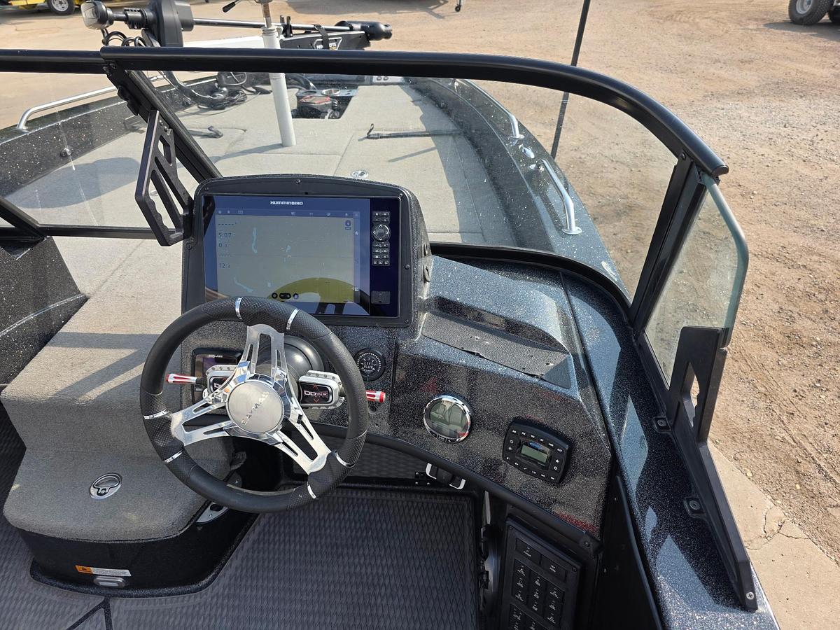 Used 2023 Caymas DV 22