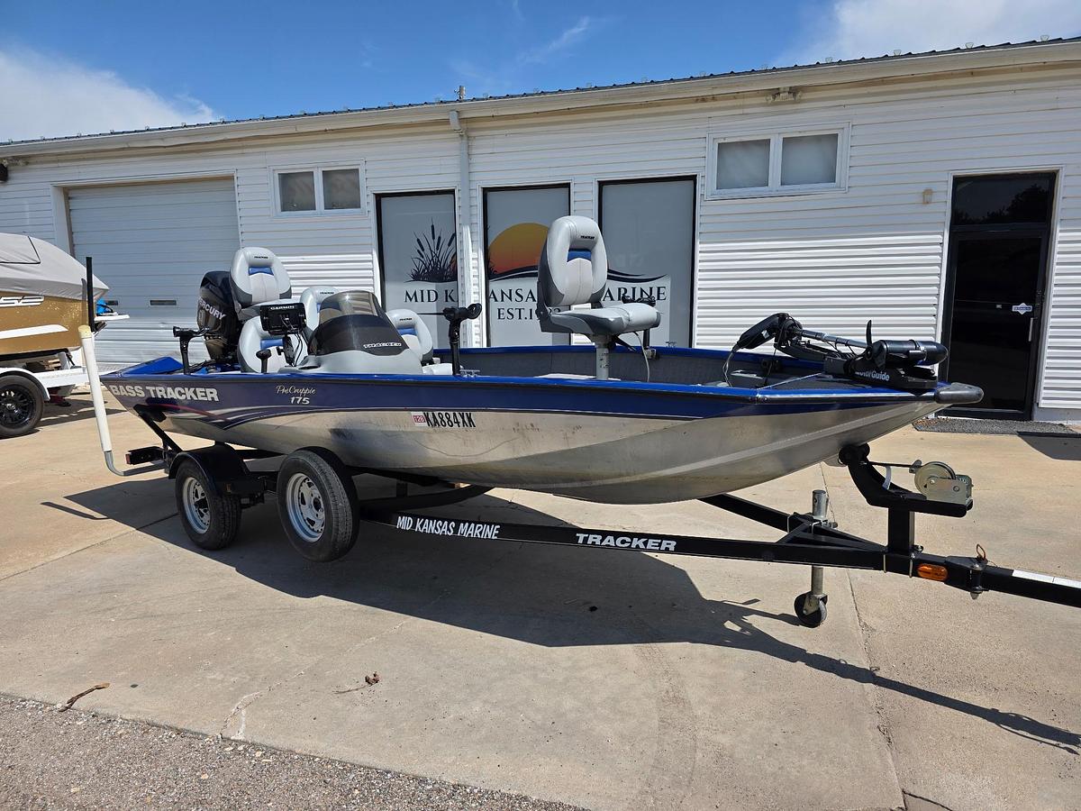 Used 2011 Tracker Pro Crappie 175