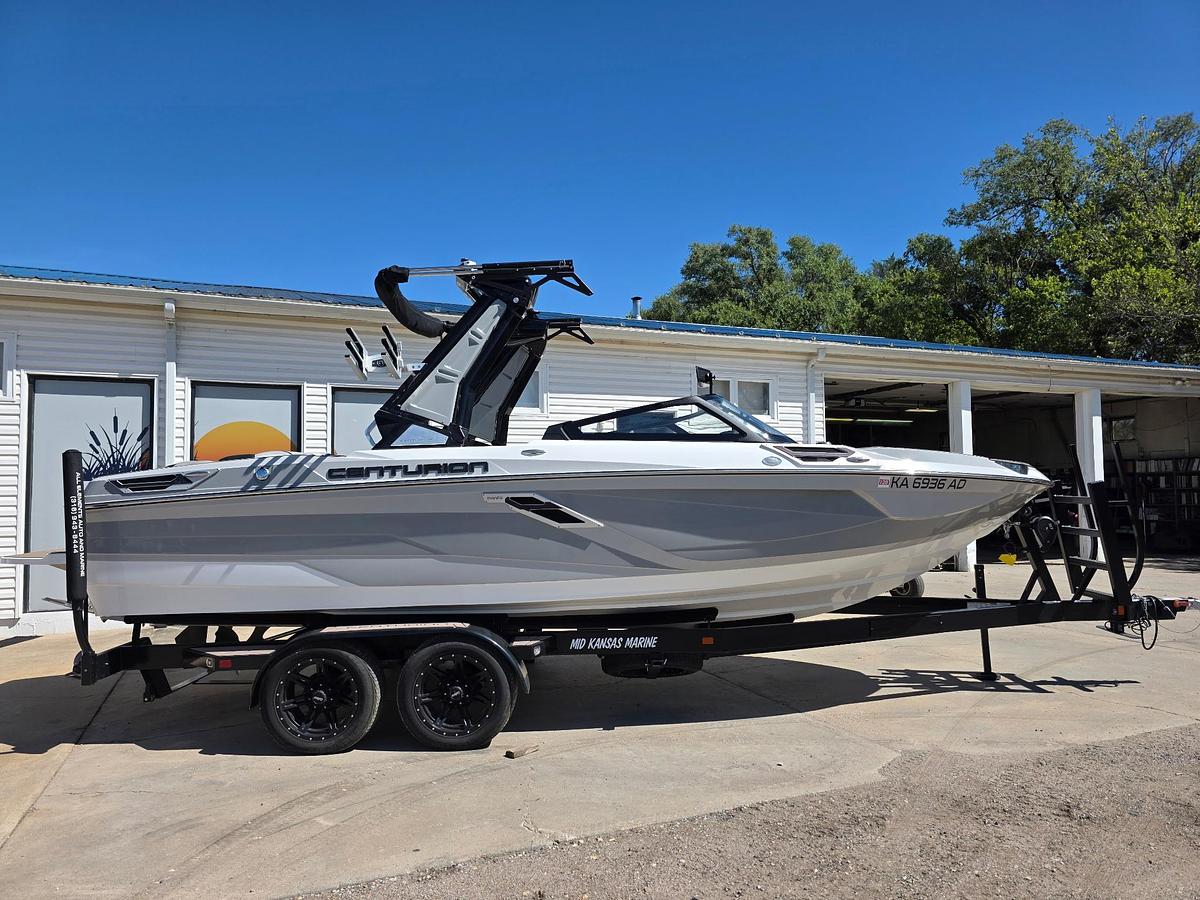 Used 2022 Centurion RI 230