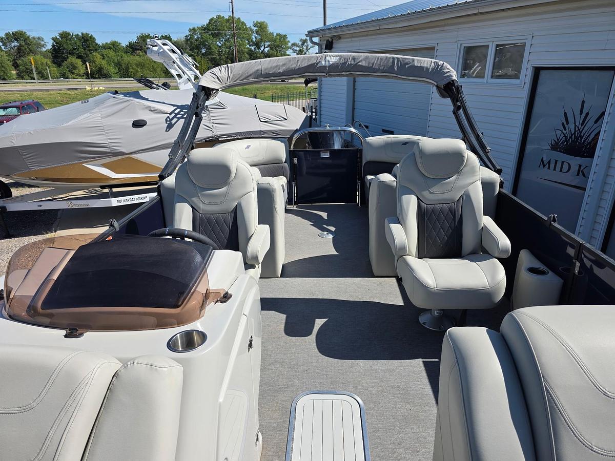 Used 2021 Starcraft SLS 3 Tritoon