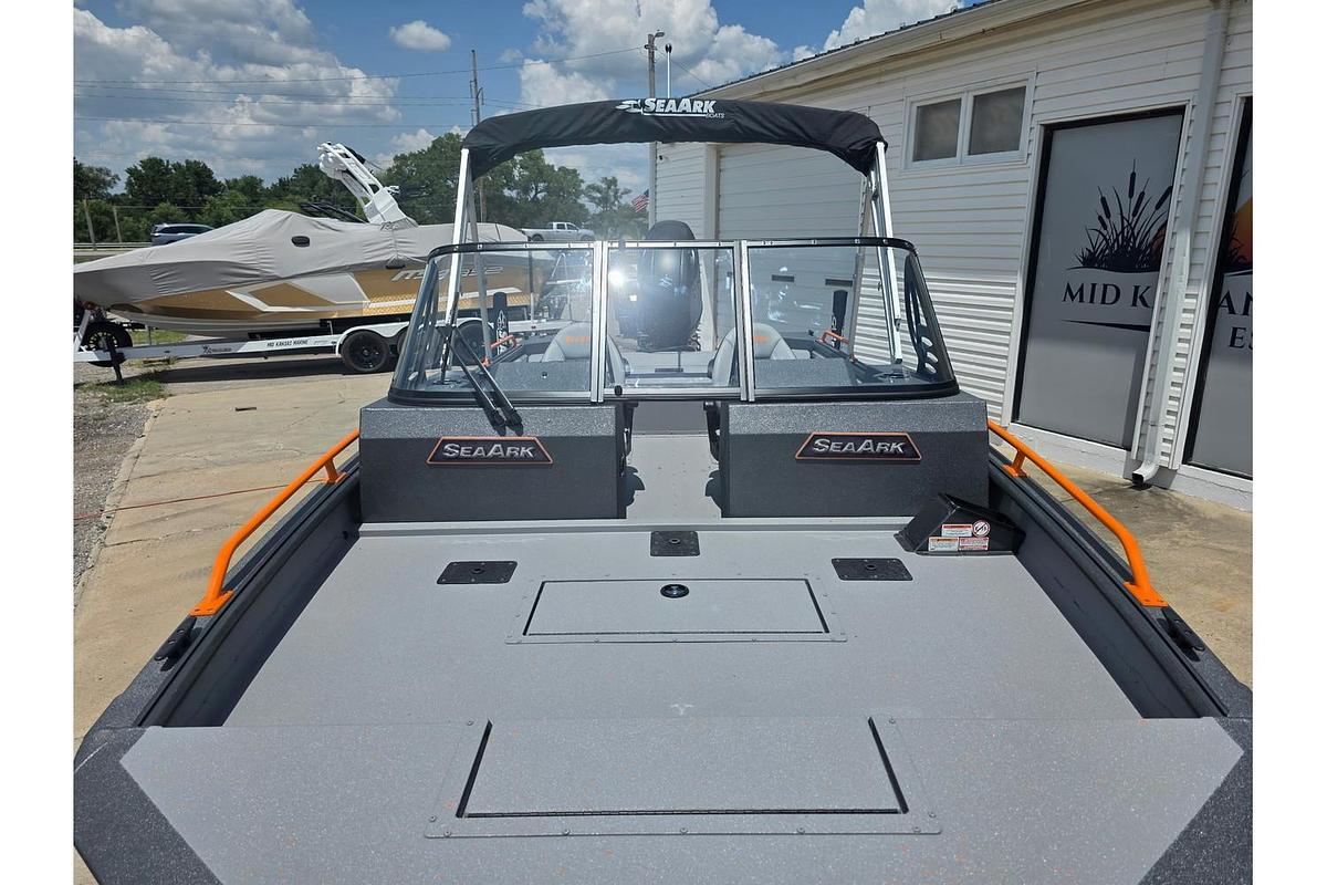 2027 SeaArk Procat 200