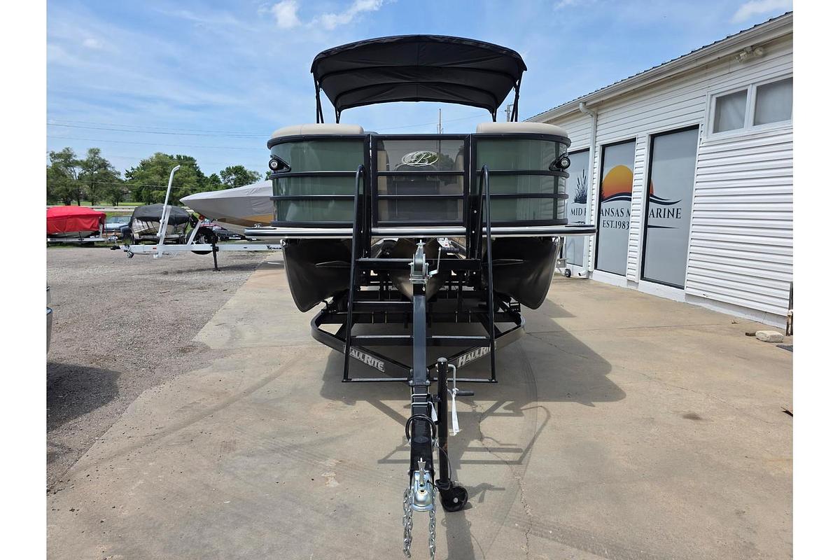 2026 Bentley Pontoons Legacy 223 Navigator Tritoon