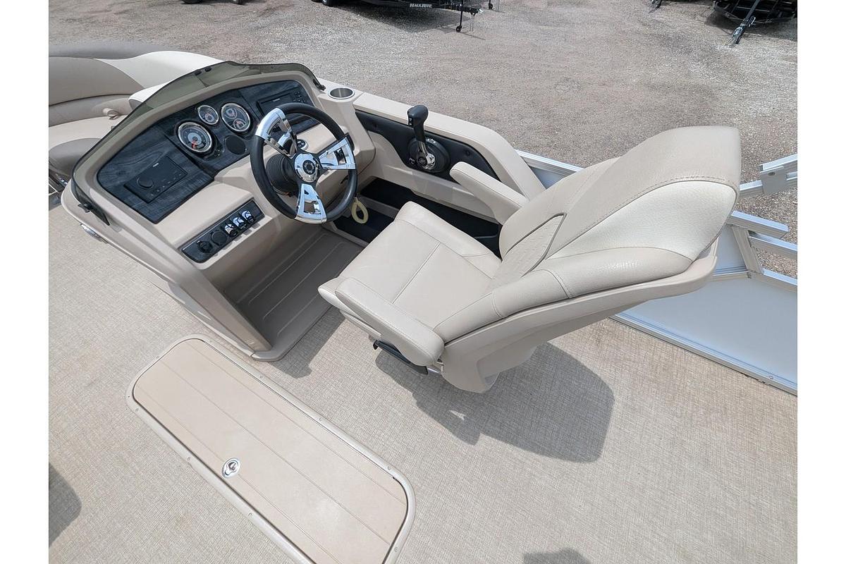 Used 2022 Avalon 2285 LSZ Cruise Rear Bench