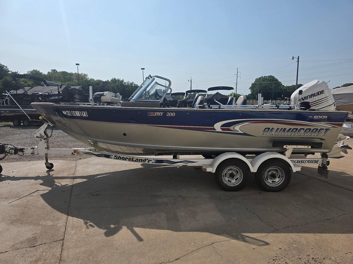 Used 2003 Alumacraft Trophy 200