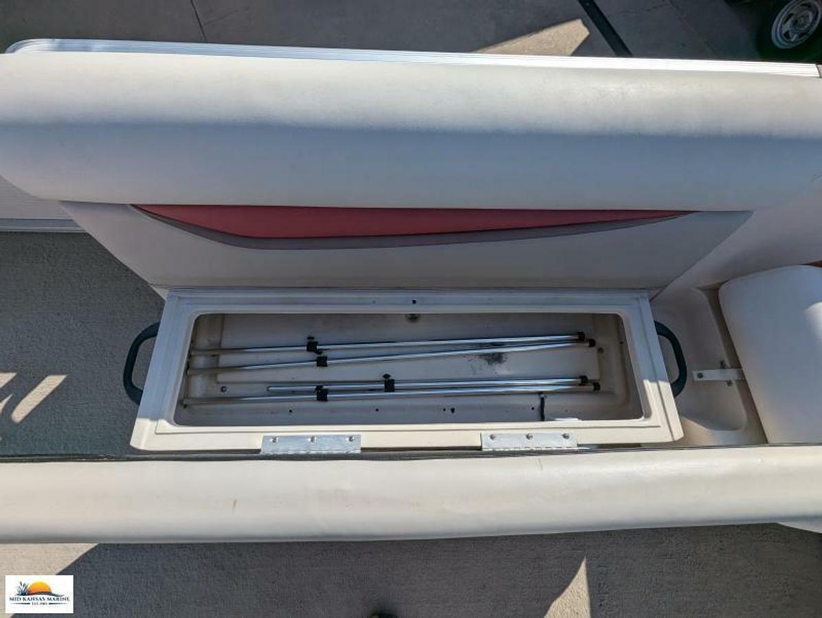 Used 2007 Princecraft Vision 23 Tritoon