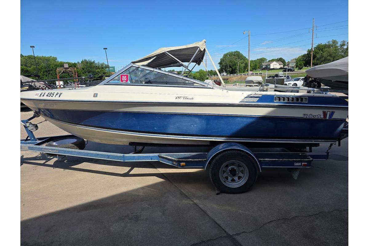 Used 1987 Wellcraft 180 Classic