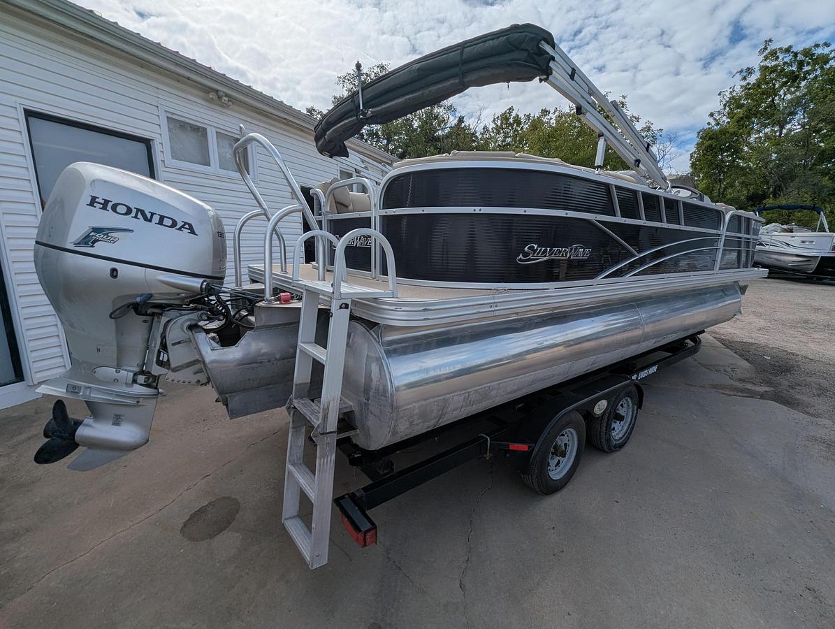 Used 2013 Silverwave 220 Island CL