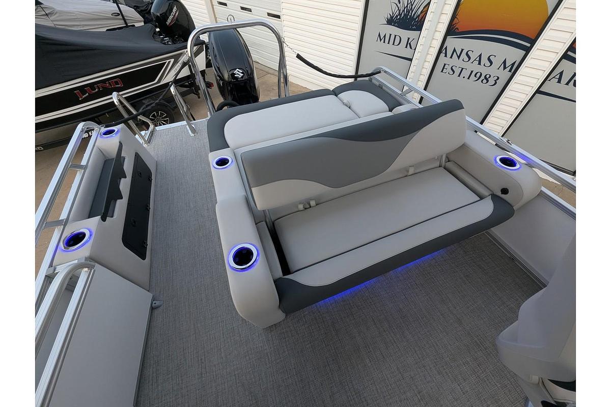 2026 Avalon 2385 LSZ Versatile Rear Bench