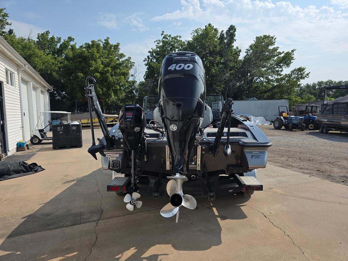 Used 2023 Caymas DV 22