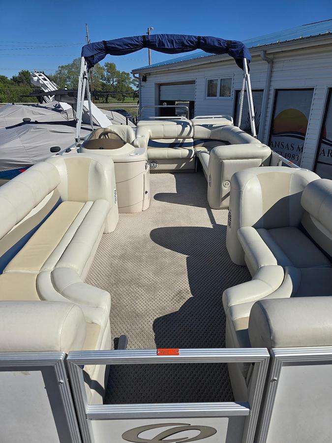 Used 2007 Crest LE 2270