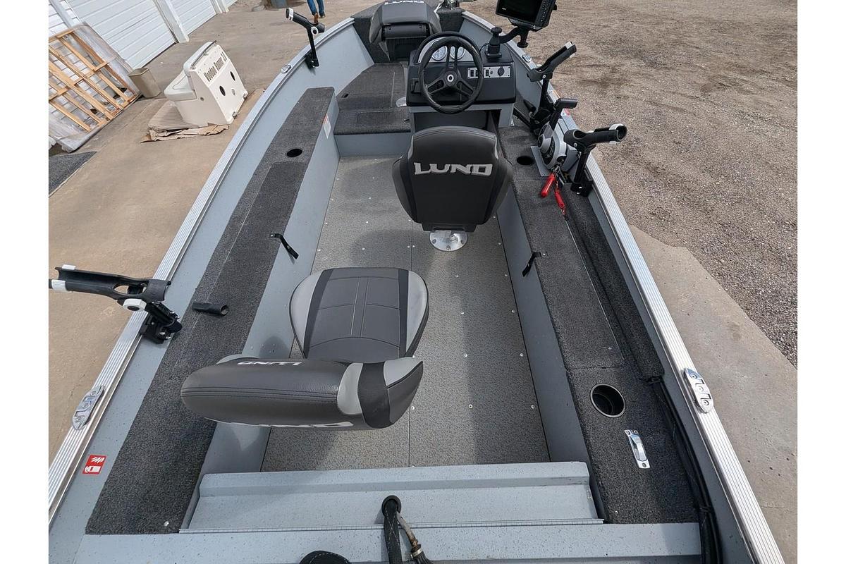 Used 2025 Lund 1400 Fury