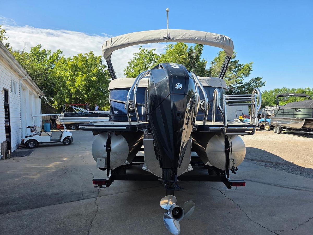 Used 2021 Starcraft SLS 3 Tritoon