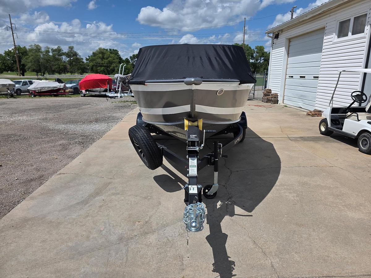2027 Lund 1775 Impact XS Sport