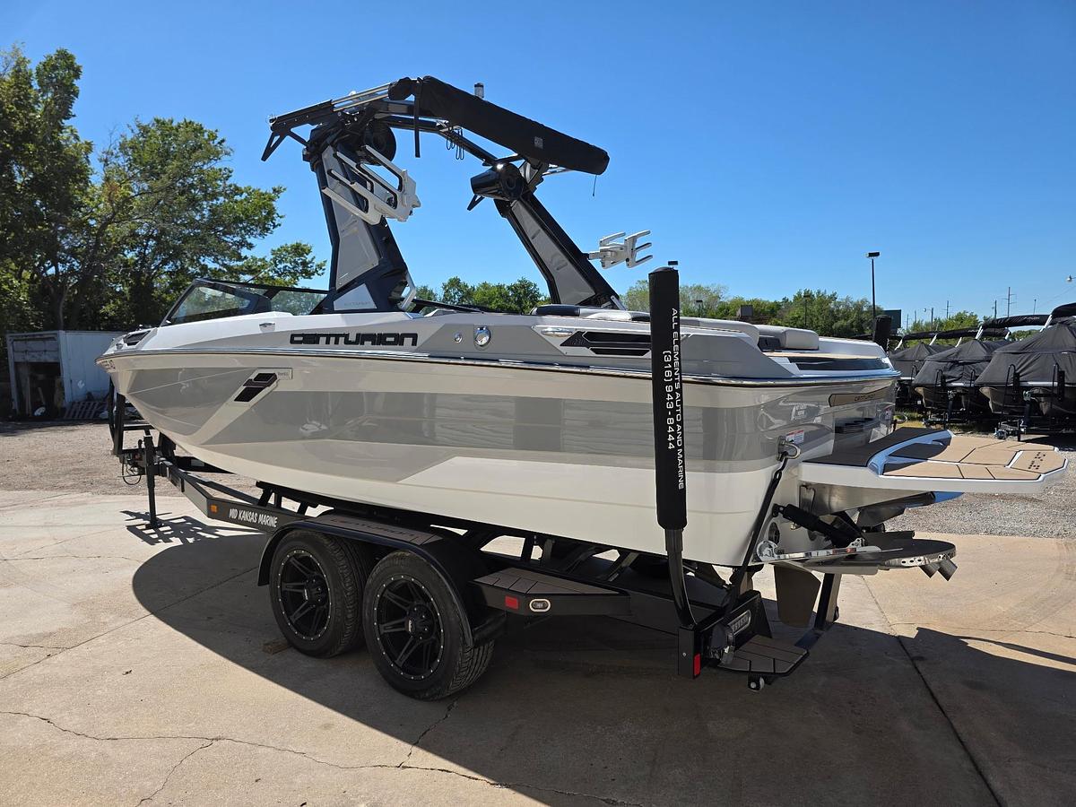 Used 2022 Centurion RI 230