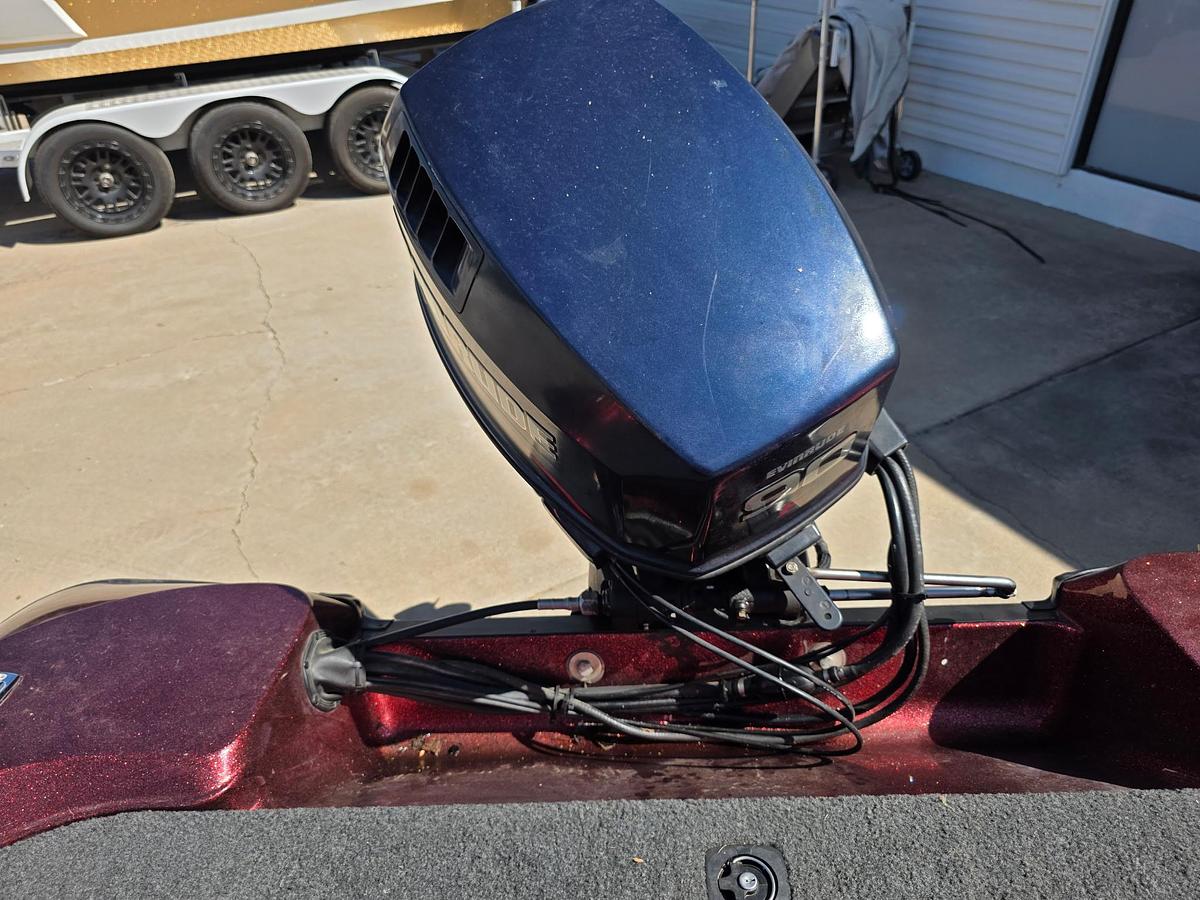 Used 1996 Stratos 268 SC