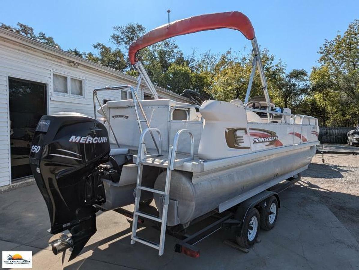 Used 2007 Princecraft Vision 23 Tritoon