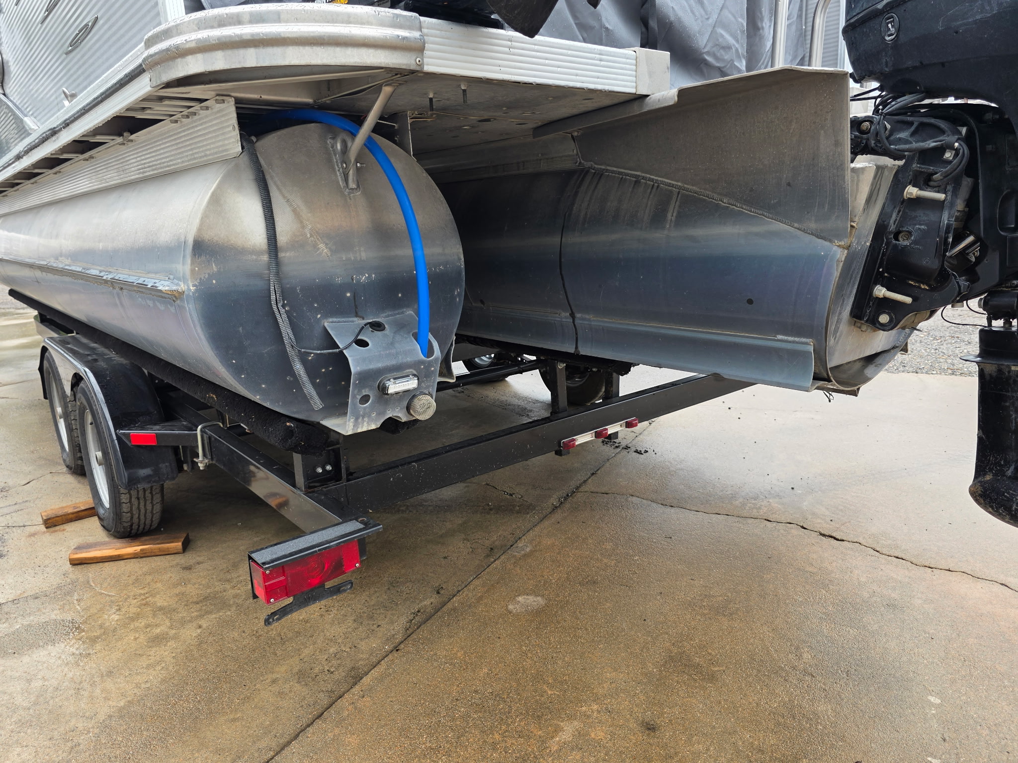 Used 2019 Avalon 2385 Catalina Rear Fish