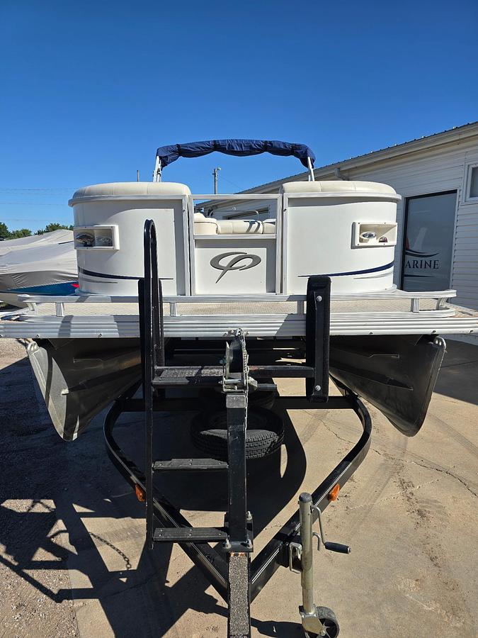 Used 2007 Crest LE 2270