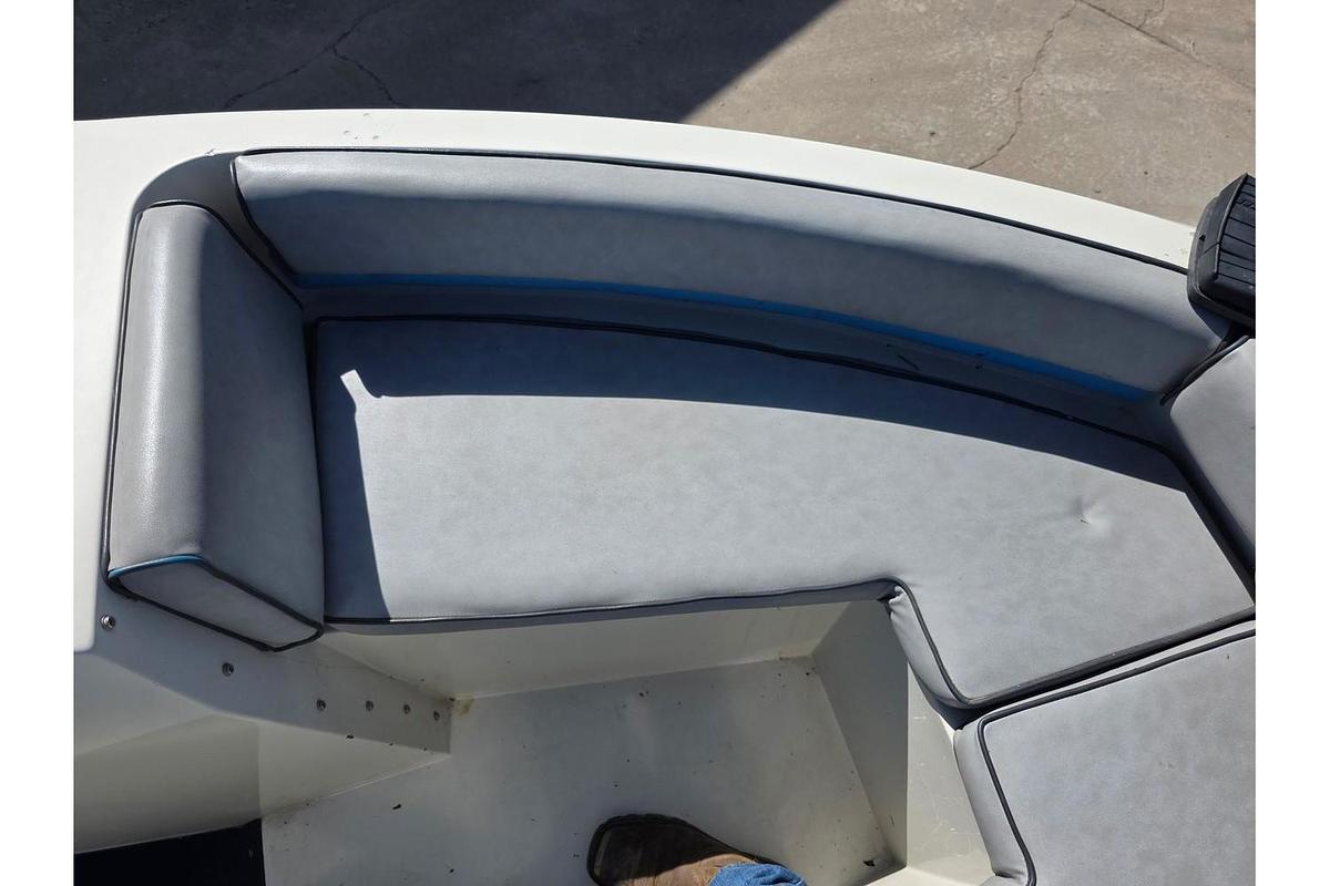 Used 1987 Wellcraft 180 Classic