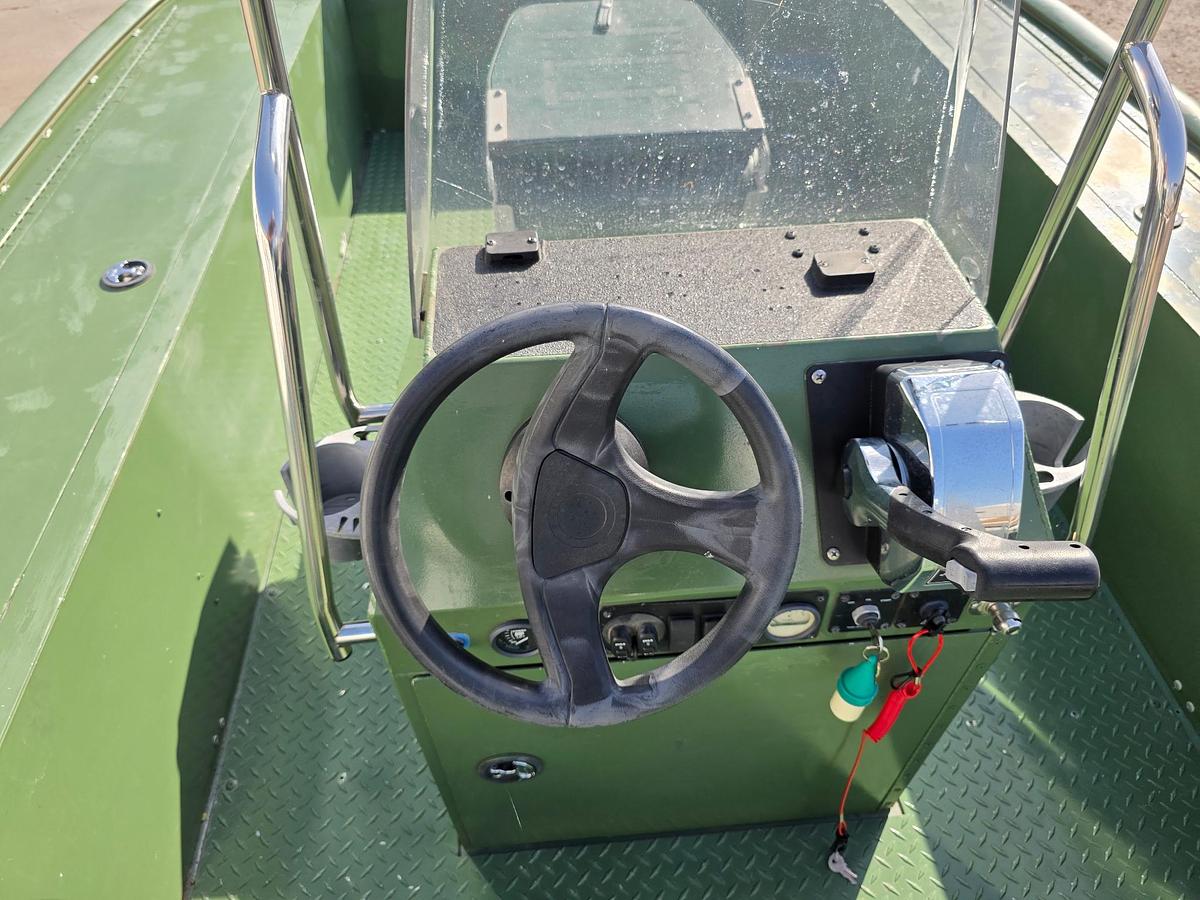 Used 2003 Lowe Roughneck