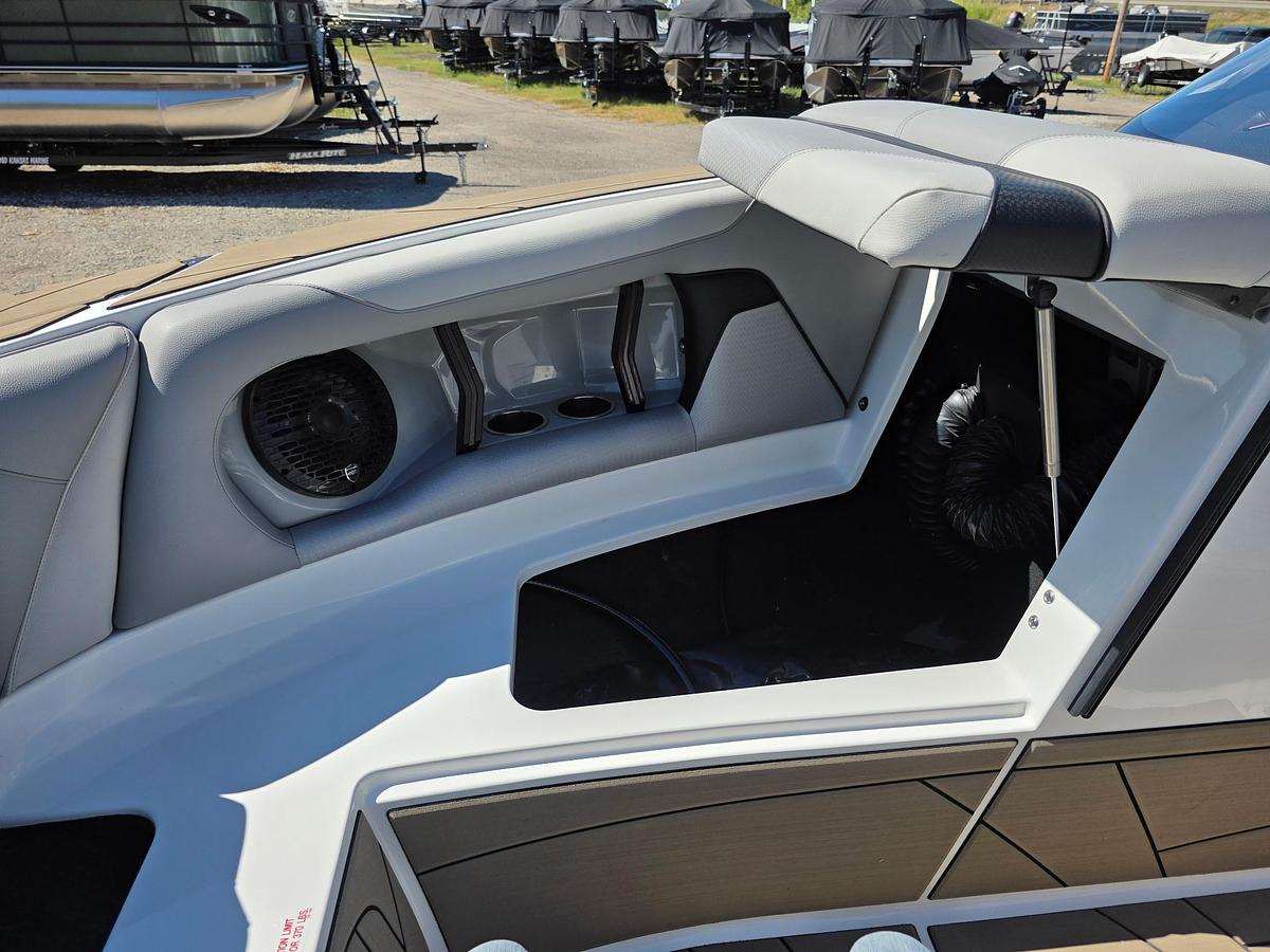 Used 2022 Centurion RI 230