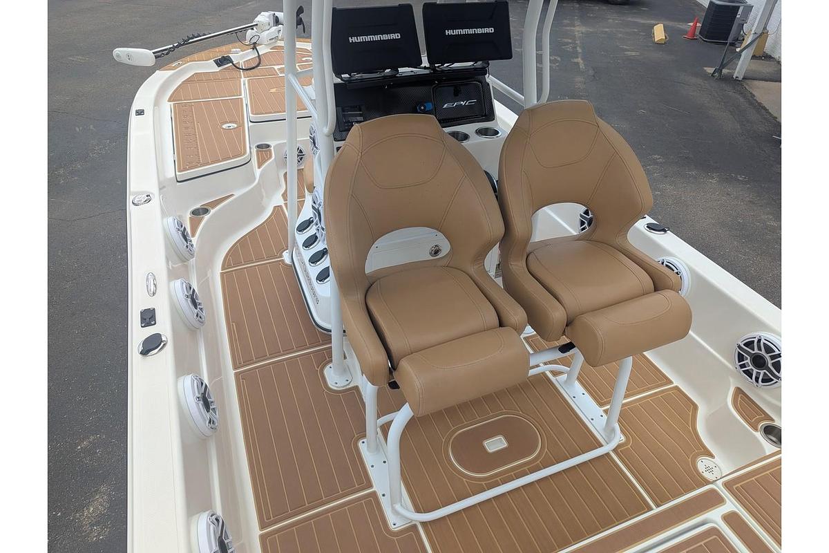 Used 2018 Epic Boats 22 Bay