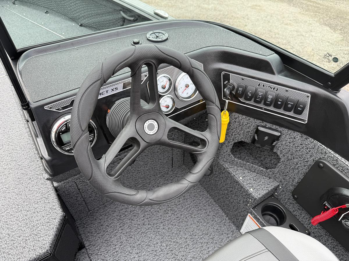 2027 Lund 2075 Impact XS Sport