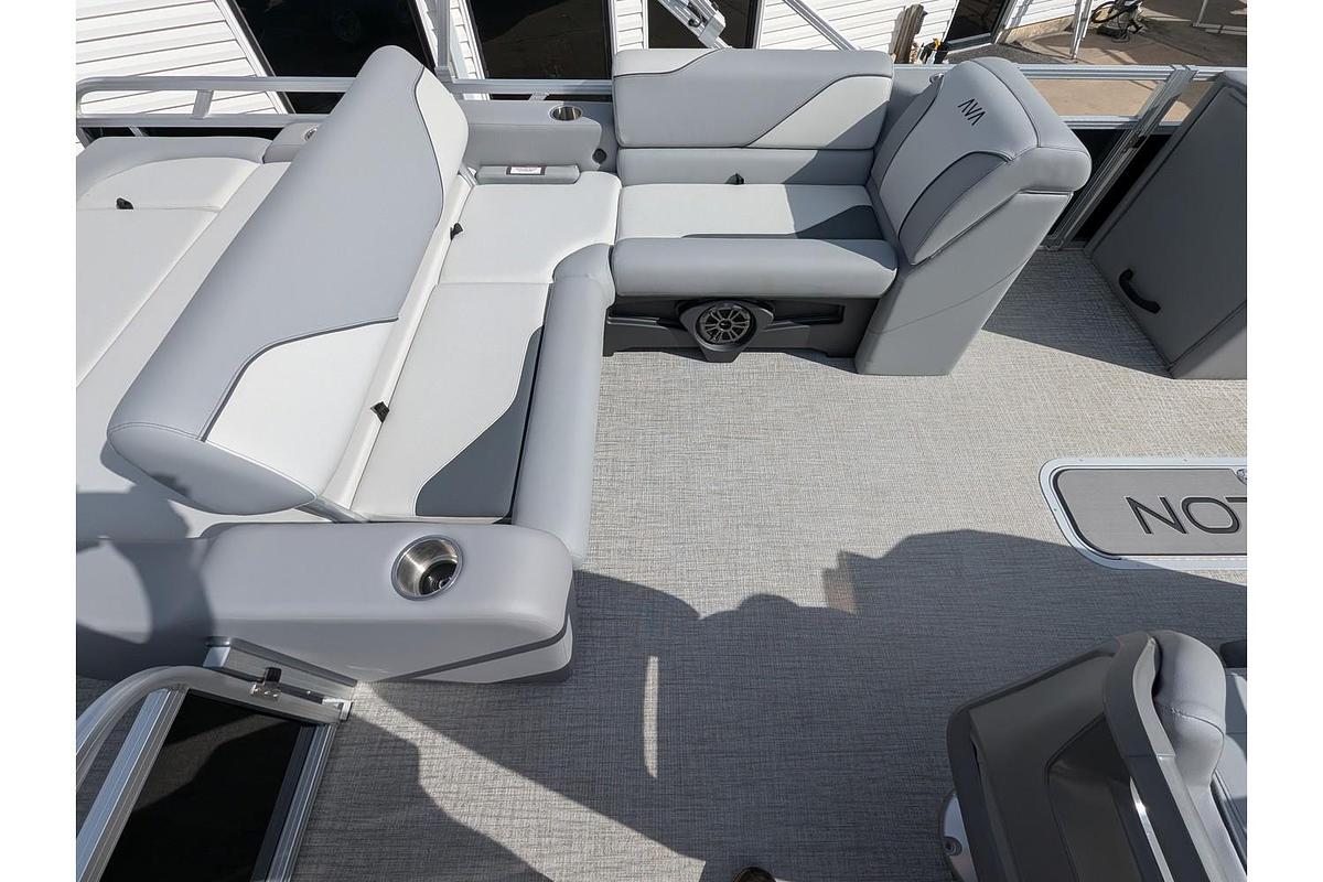 2026 Avalon 2385 Venture 85 Versatile Rear Bench