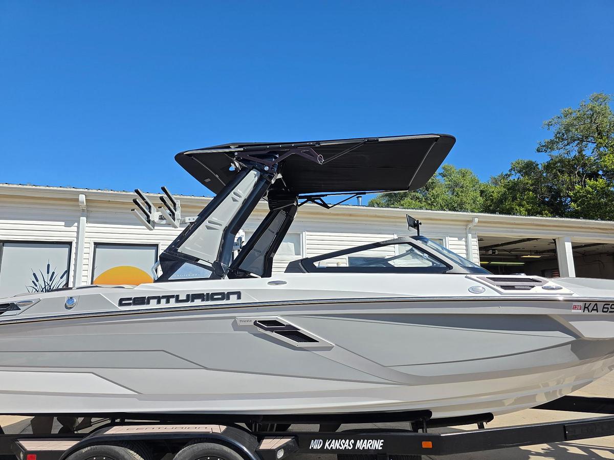 Used 2022 Centurion RI 230