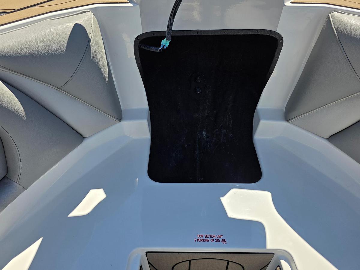 Used 2022 Centurion RI 230