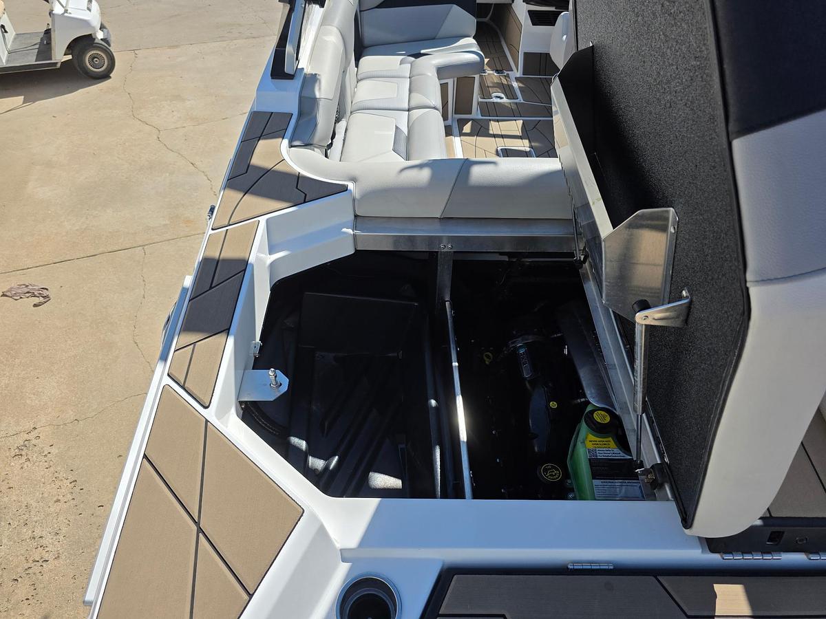 Used 2022 Centurion RI 230