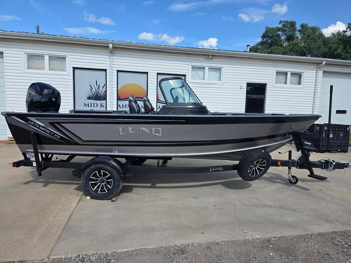 2027 Lund 1875 Impact XS Sport