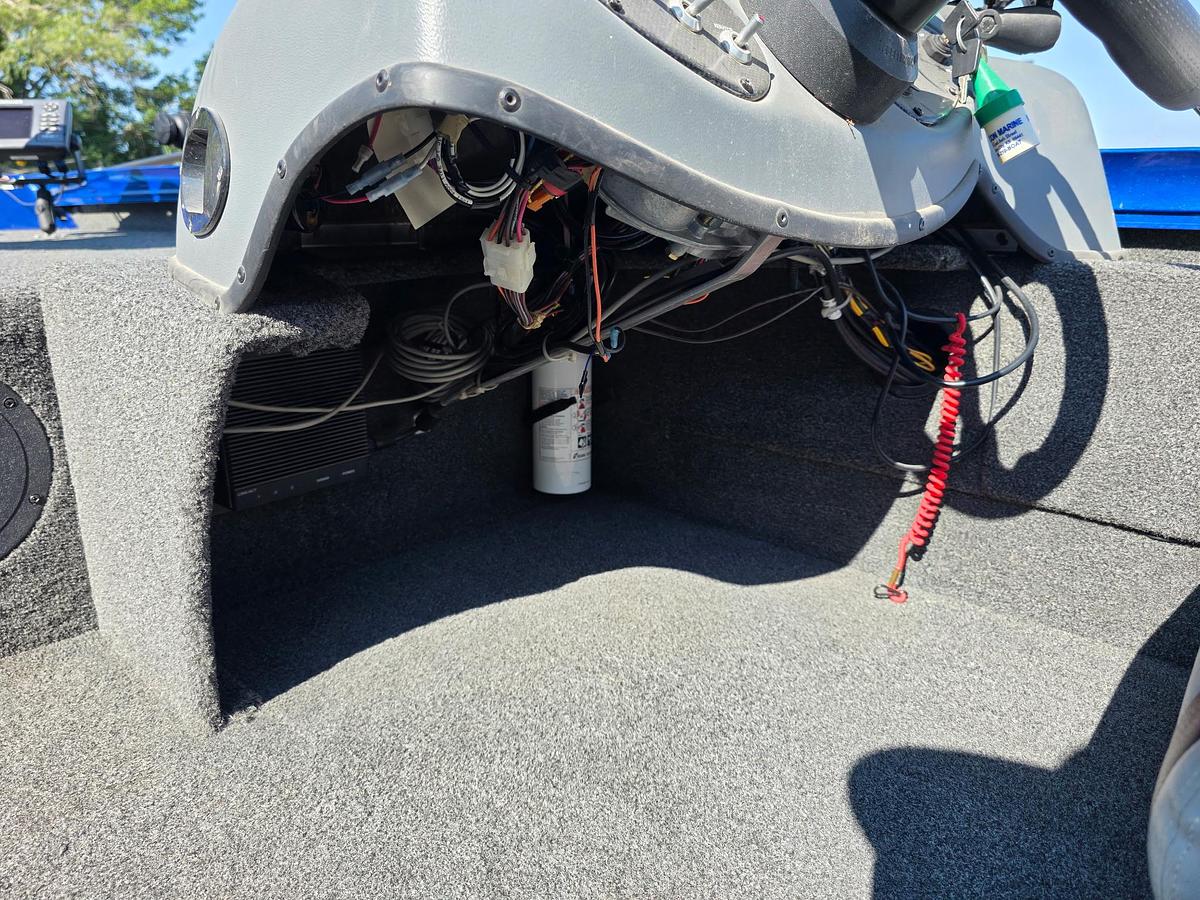 Used 2014 Lowe Stinger 175