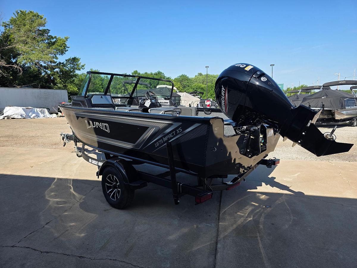 2027 Lund 1875 Impact XS Sport