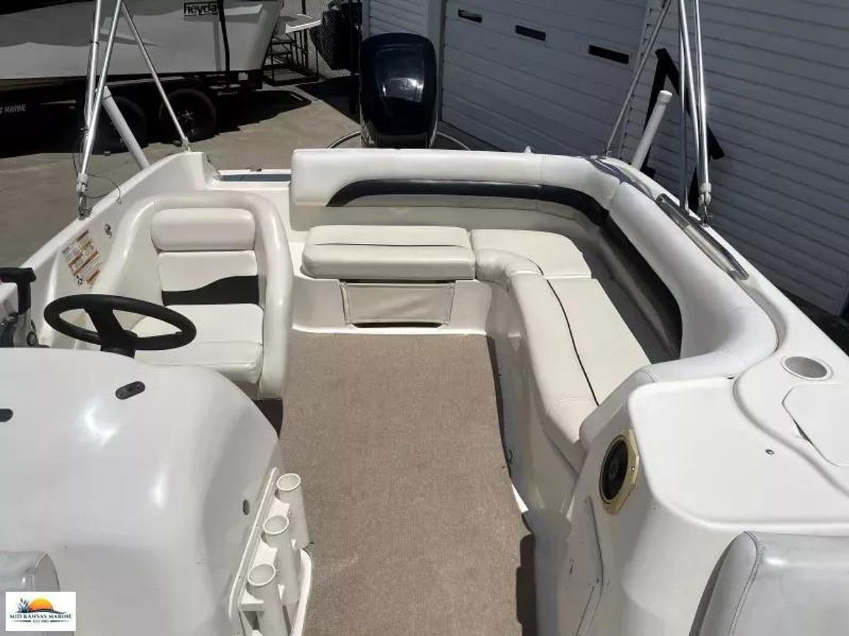 Used 2010 Hurricane Sundeck Sport 188 OB