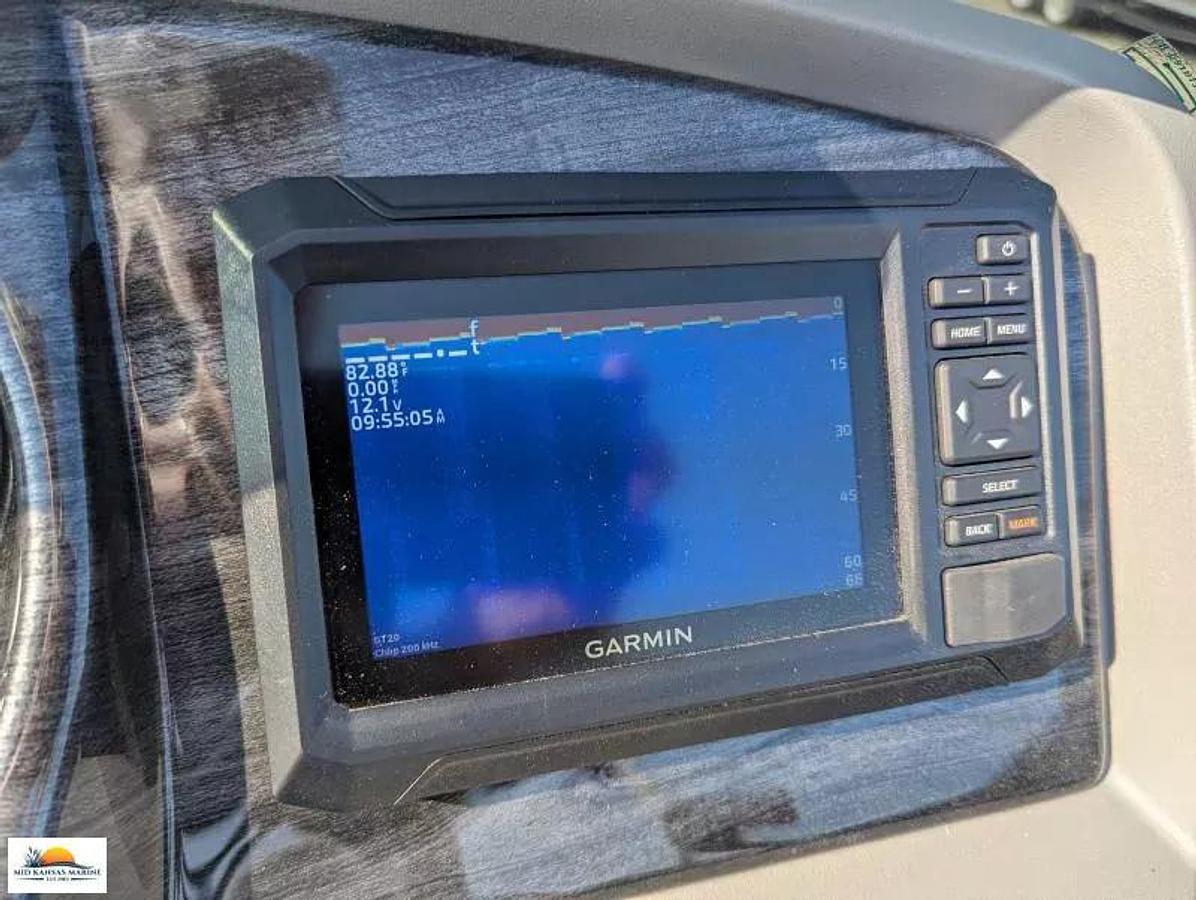 2026 Avalon 2185 LSZ Cruise Rear Bench Tritoon
