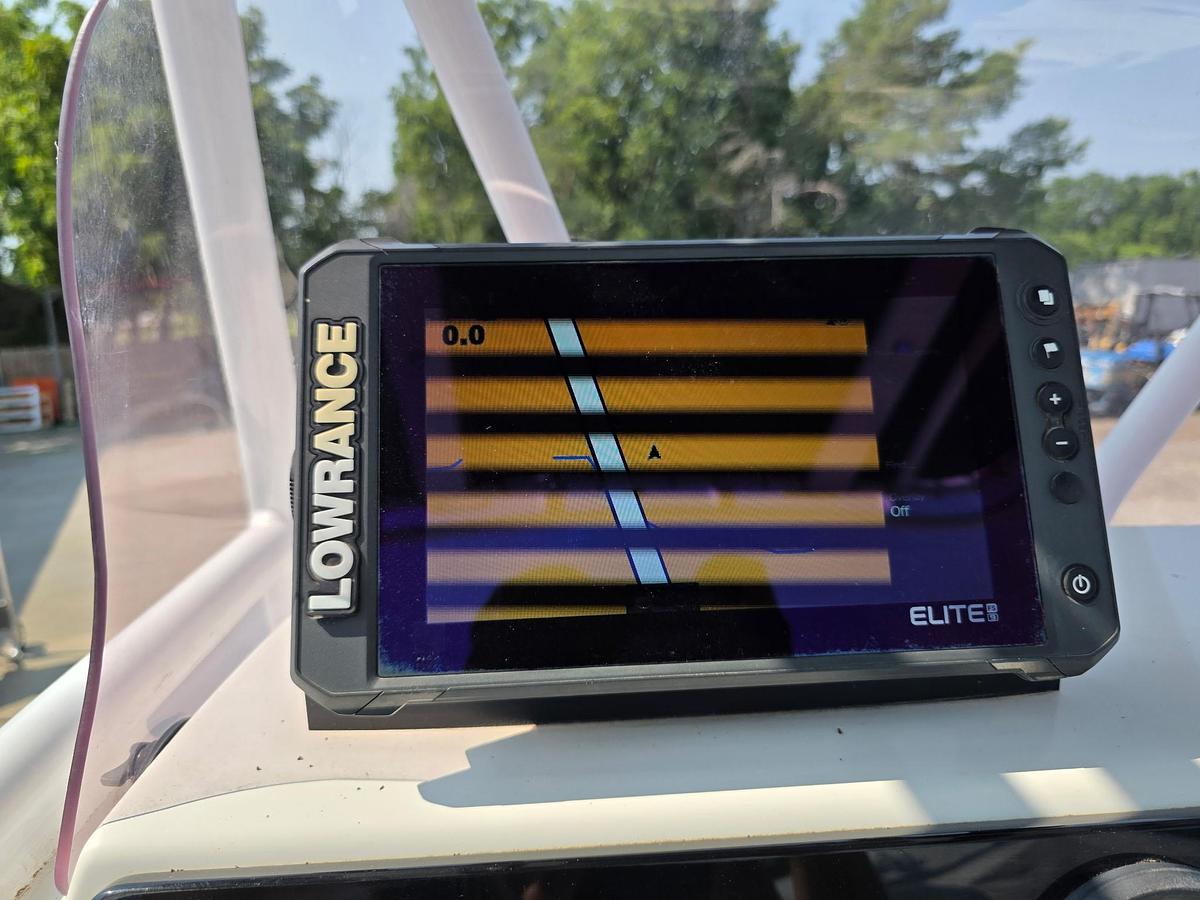 Used 2019 Epic Boats 22 Bay