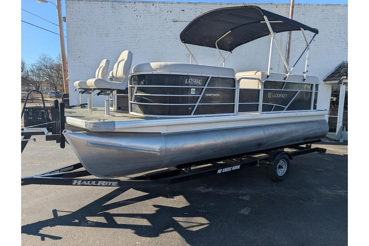Used 2021 Godfrey Sweetwater 2086 BFX