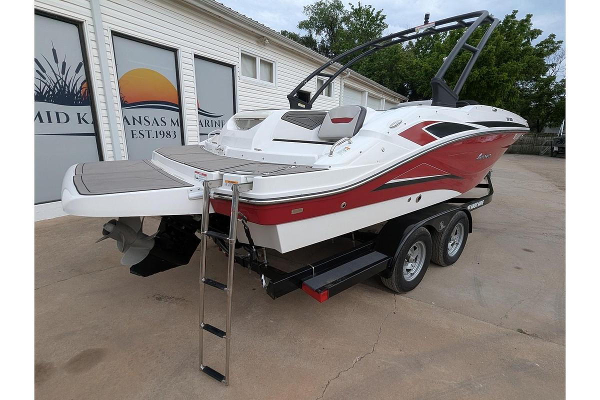 Used 2023 Hurricane SS 205