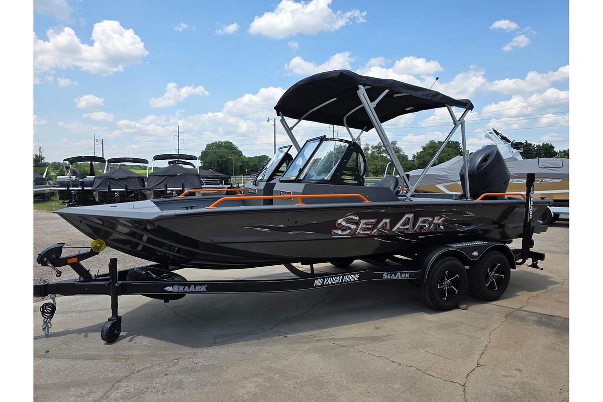 2027 SeaArk Procat 200