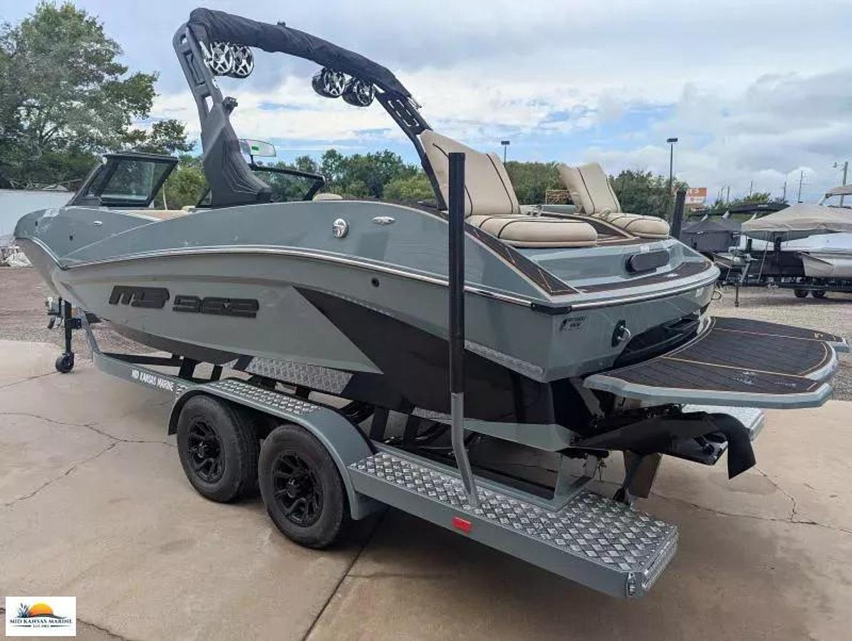 2026 MB Sports B52 23 Alpha