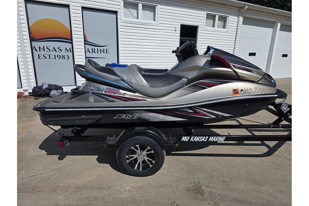 Used 2013 Kawasaki Ultra 300 LX and 2006 STX-12