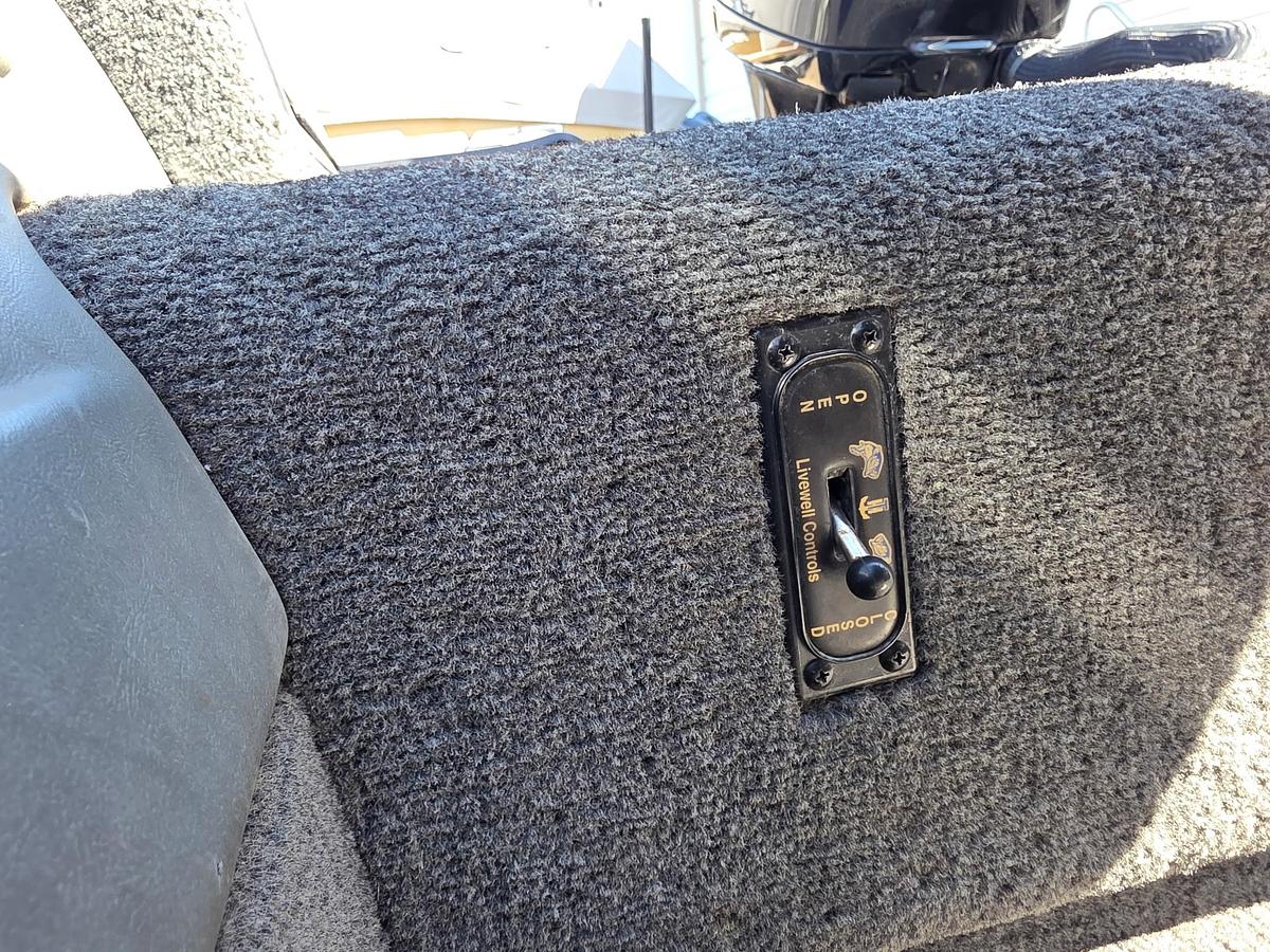 Used 2007 Tracker Tundra 18