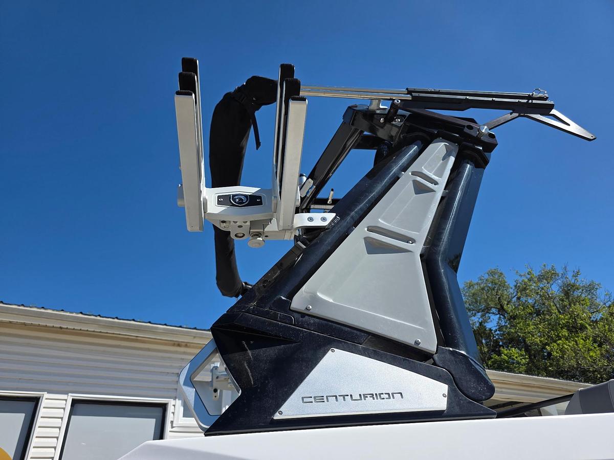 Used 2022 Centurion RI 230