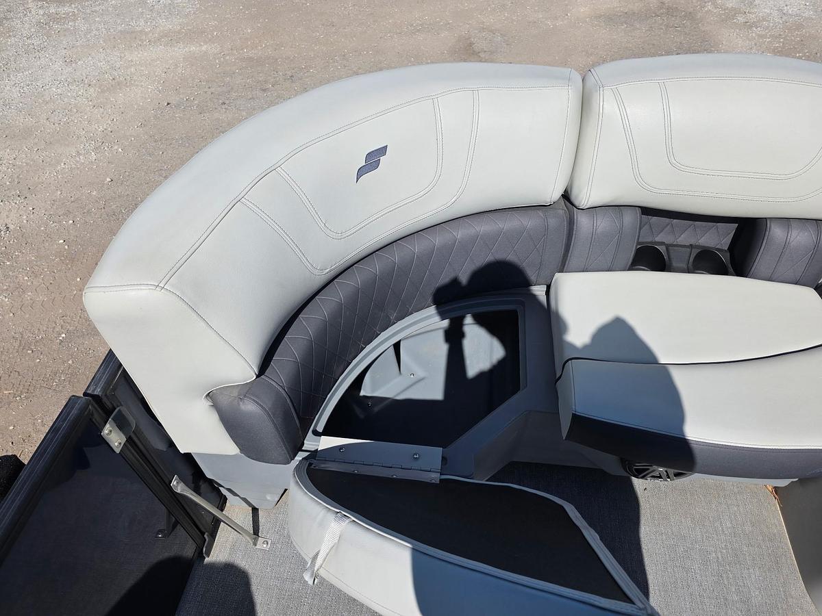 Used 2021 Starcraft SLS 3 Tritoon