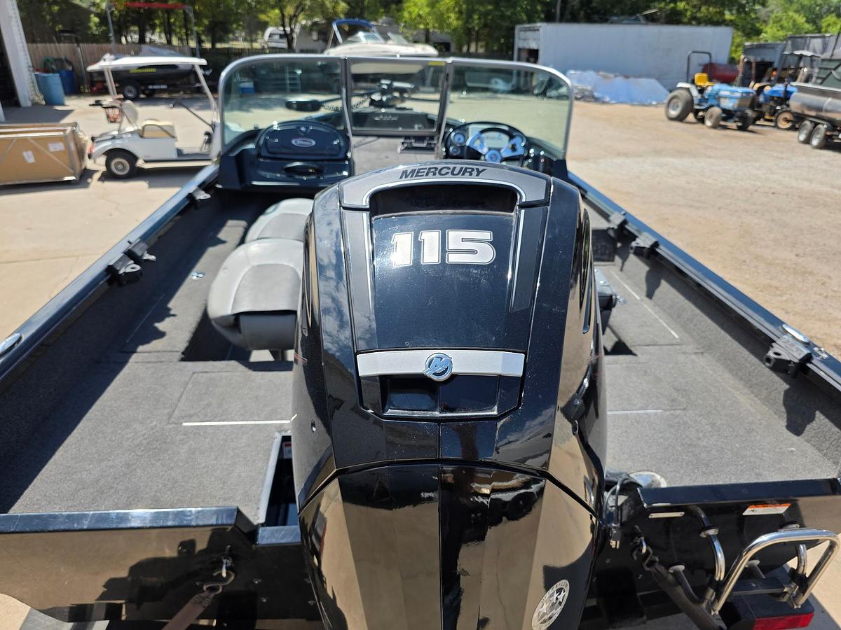 Used 2015 Triton 178 DV